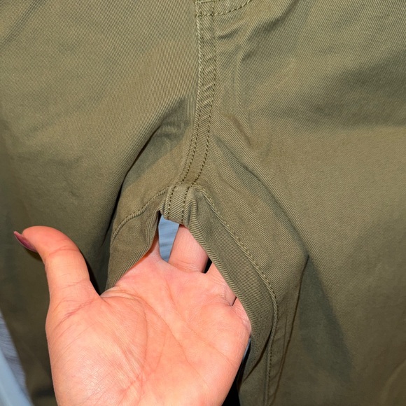 Banana Republic-Olive Skinny Leg Jeans Size 6 - Picture 8 of 15